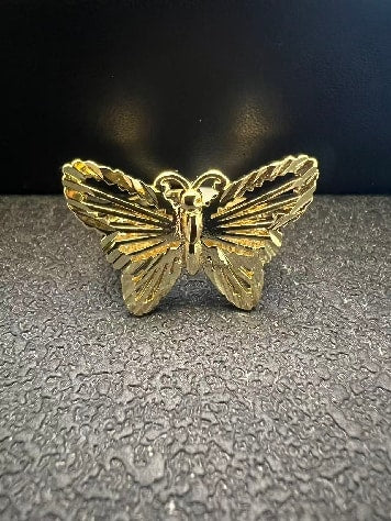 Butterfly ring