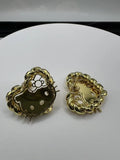 kitty heart twist studs